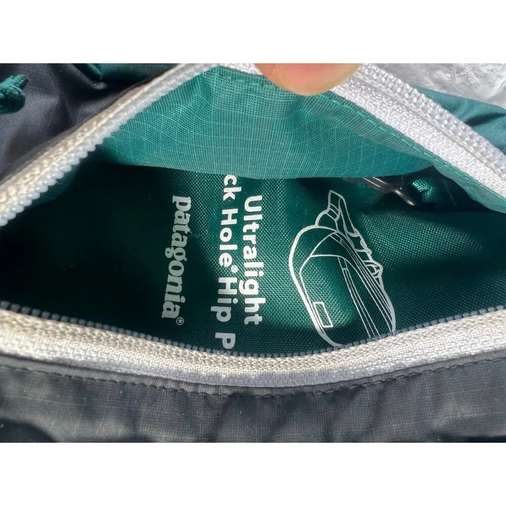 Patagonia Ultralight Green Hole Hip Pack Fanny Bag 1L Capacity Two Zip Pockets - Picture 4 of 6